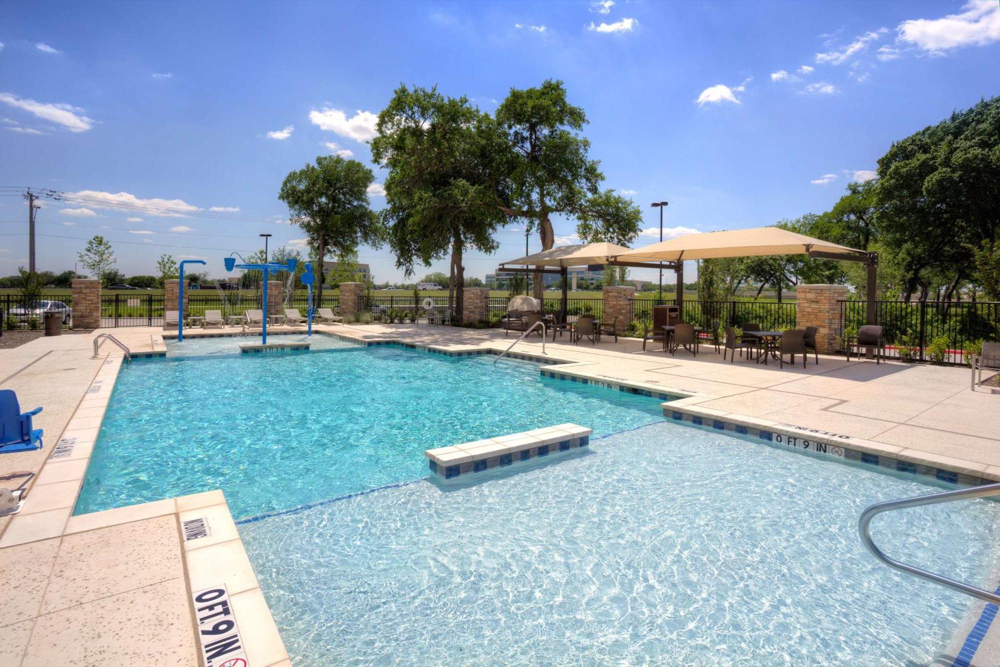 Hampton Inn & Suites Dallas/Plano-East Eksteriør billede
