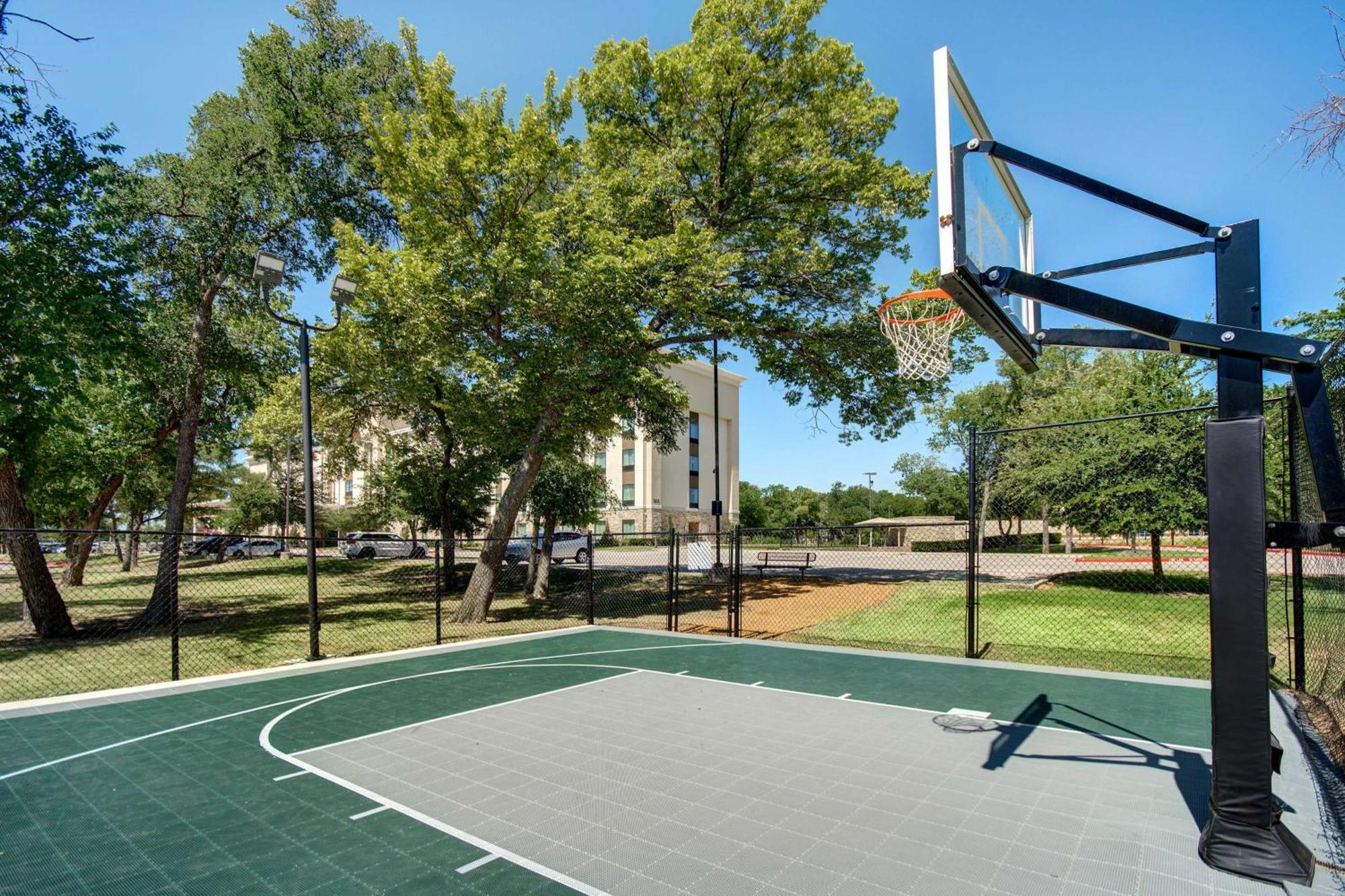 Hampton Inn & Suites Dallas/Plano-East Eksteriør billede